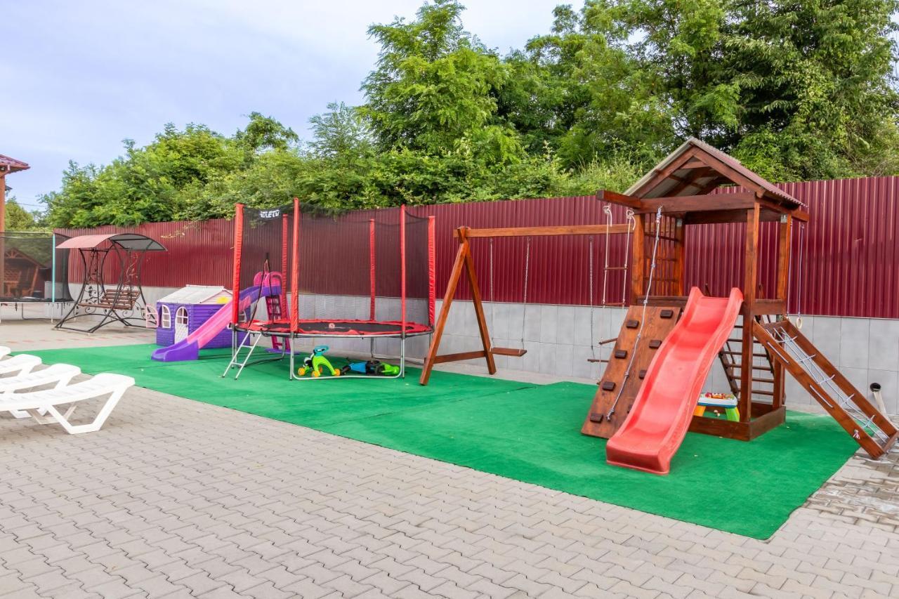 Ранчо Офре Solotvyno Exterior foto